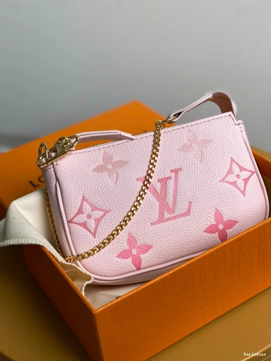 Repzbay VUITTON POCHETTE MINI ACCESSOIRES LOUIS 0709